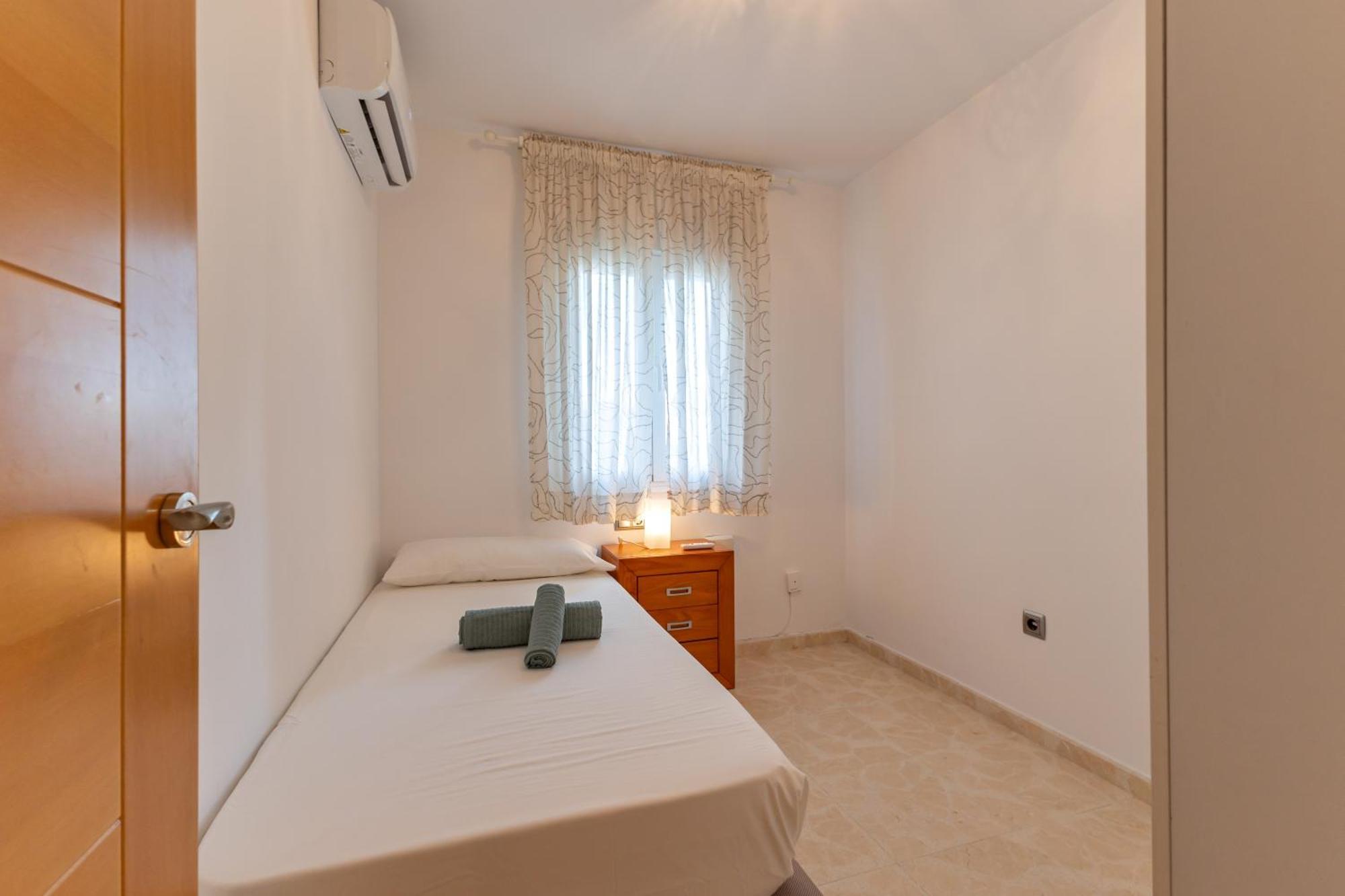 Charming 3 Bedroom Apartment At Triana Center By Oui Seville Luaran gambar